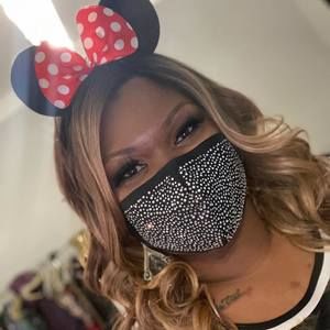 Meet your Posher, Emily